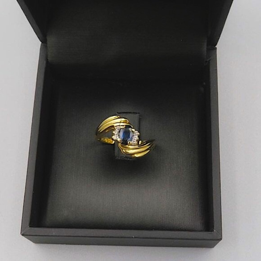 Vintage 14k Natural Sapphire & Diamond Accent Ring Size 6 3.45g